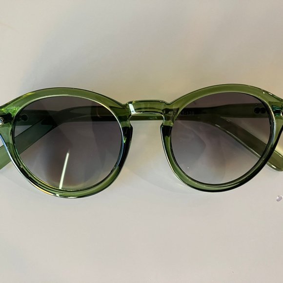 Accessories - Vintage Retro UV Sun Glasses